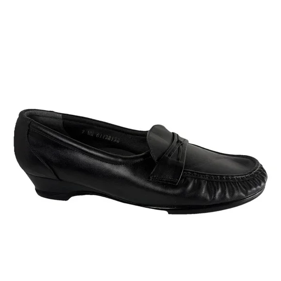 SAS | Shoes | Sas Womens Easier Loafers Size 9 Ww Black Leather Slip On Shoes Made In Usa | Poshmark SAS | Shoes | Sas Womens Easier Loafers Size 9 Ww Black Leather Slip On Shoes Made In Usa | Poshmark